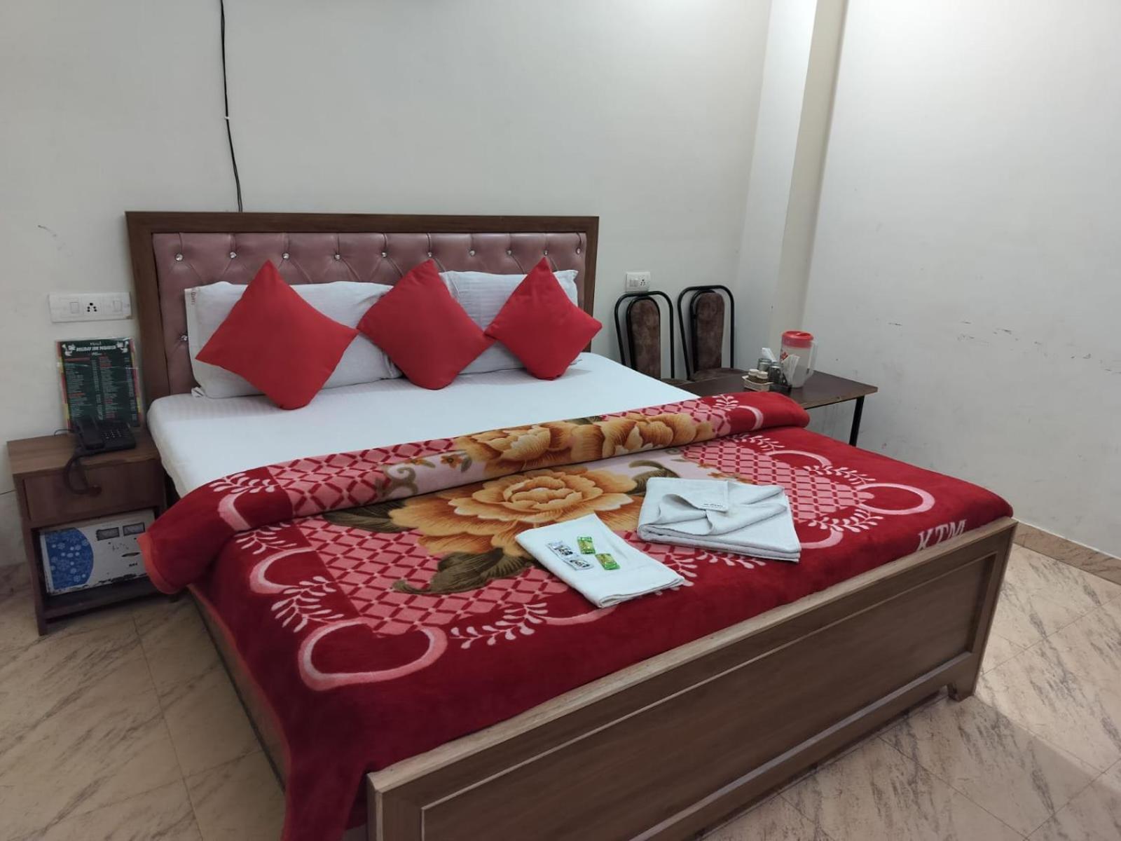 Hotel Holiday Inn Paradise Chandīgarh Exterior foto